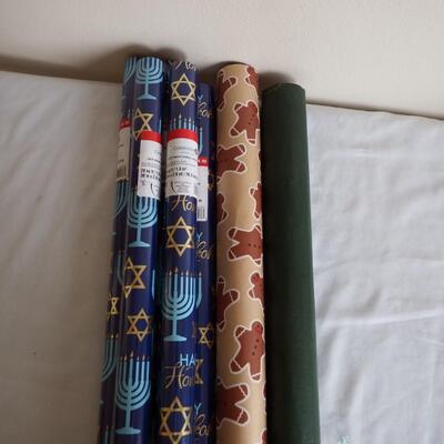 Happy Hannaka wrapping paper