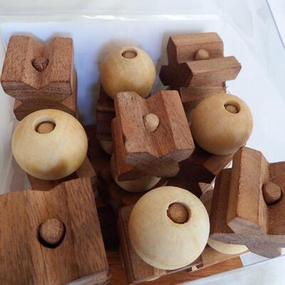 3D Wood Tic Tac Toe Game