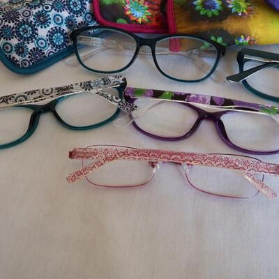 Reading Glasses with cases