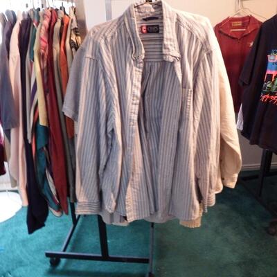 Large lot of Men's Clothing 