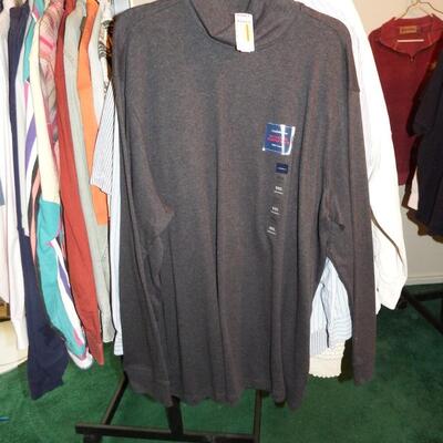 Large lot of Men's Clothing 