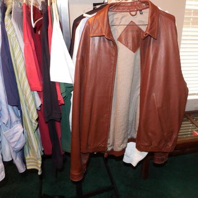 Large lot of Men's Clothing 
