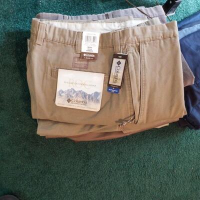 Large lot of Men's Clothing 