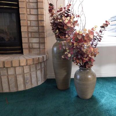  Vases with floral arrangements