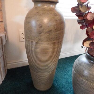  Vases with floral arrangements