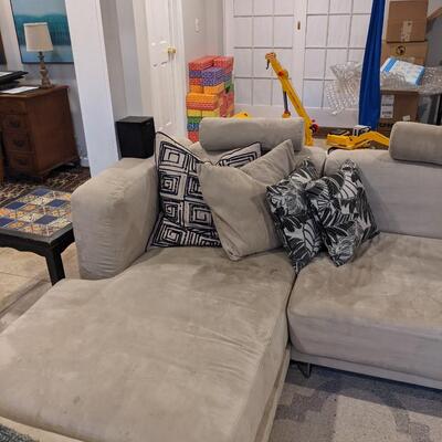 Microfiber Sectional Sofa	