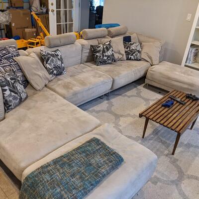 Microfiber Sectional Sofa	