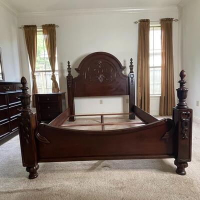 ASHLEY 4 Piece Queen Bedroom Suite 