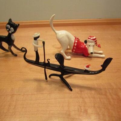 Decorative Accents- Three Art Glass Pieces and Playful Dog Ornament