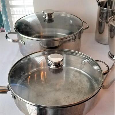 Lot #207  Wolfgang Puck Cookware - Bistro Collection