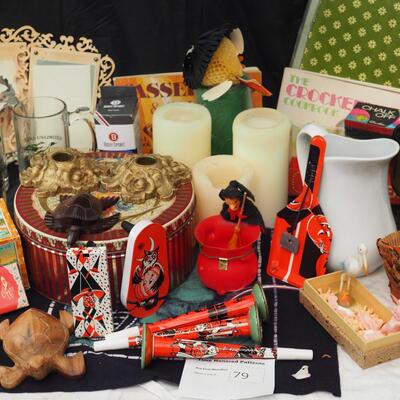 Lot 77 Halloween and other vintage collectibles