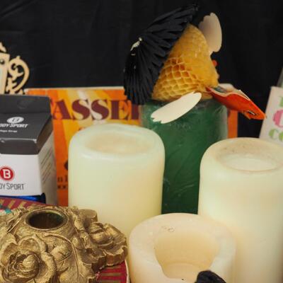 Lot 77 Halloween and other vintage collectibles