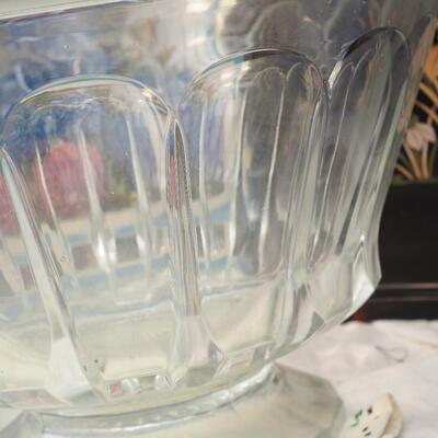 lot 78 Anchor Hockking large blue vase Depression glass heavy punch bowl
