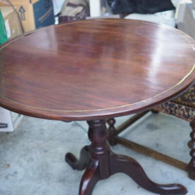 lot 80 Antique Mahogany lift round table, tapestry stool 