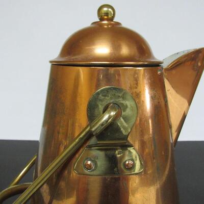 Nice Quality Heavy Copper Coffee Pot Marked Tagus, Made in Portugal.  Read description for more details. 