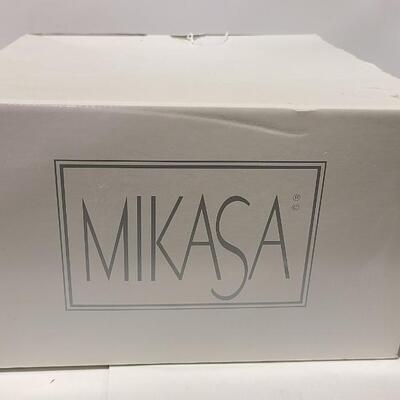 Mikasa Bowl -Item #2 - 8 in. Diameter