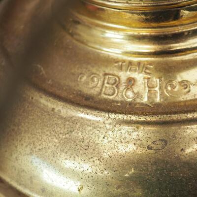 lot 86 oil lamps for parts and repair. 3 lamplight farms 1 Aladdin 1 B&H 2 finger night lights