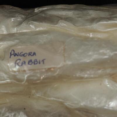 Lot 87 Wool many different kinds, Goat, dog, mostly raw some spun