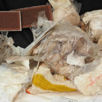 Lot 87 Wool many different kinds, Goat, dog, mostly raw some spun