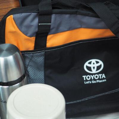 lot 88 Thermos and barbecue tools