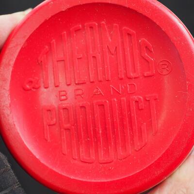 lot 88 Thermos and barbecue tools