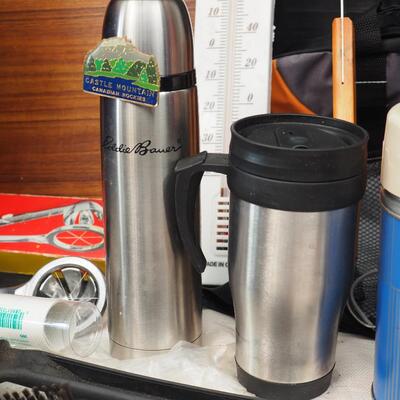 lot 88 Thermos and barbecue tools