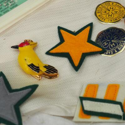 Lot 89 hand painted easter eggs, vintage patches
