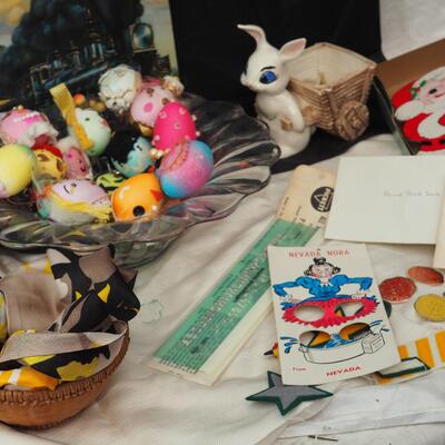 Lot 89 hand painted easter eggs, vintage patches