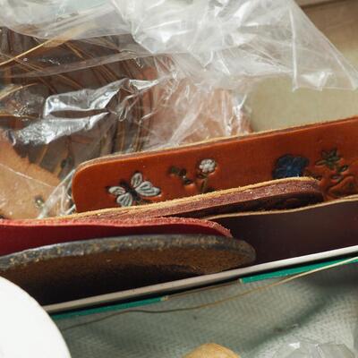 lot 91 Leather scraps and basketry materials
