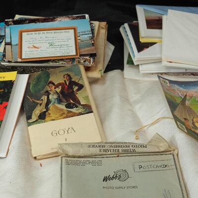 Lot 94 100s of blank greeting cards with envelopes, and postcards