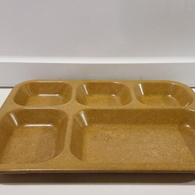 6 Vintage Food Trays (USA)  -Item #88