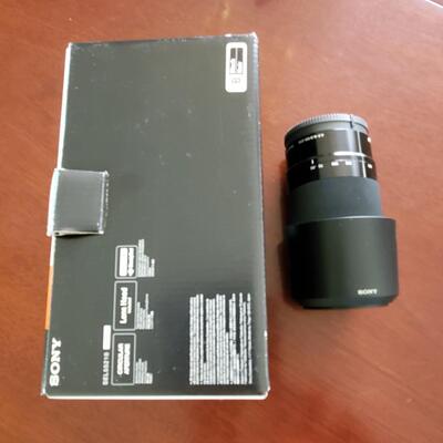 Sony E55-210 MM Interchangeable lens 