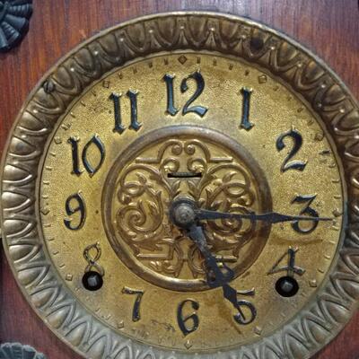 Thorn Mantle clock