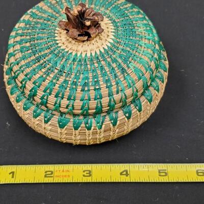 Green Pine Needle Lidded Basket by Linda Havens