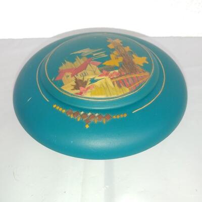 Blue round trinket box