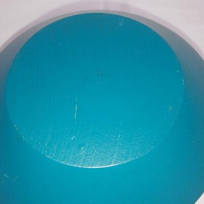 Blue round trinket box