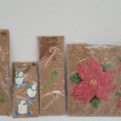 Lot 13: Assorted NEW EMBELLISHMENTS Christmas Accents