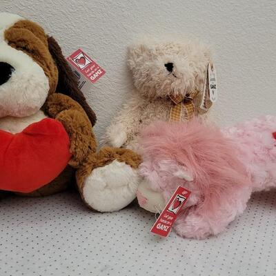 Lot 20: (2) New GANZ Plush Animals 