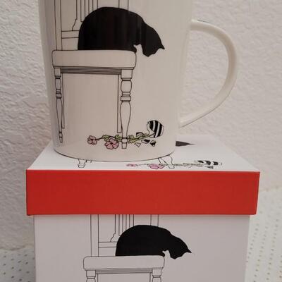 Lot 40: (2) New Cat Themed Coffee of Cocoa Mugs