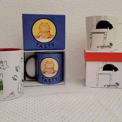 Lot 40: (2) New Cat Themed Coffee of Cocoa Mugs