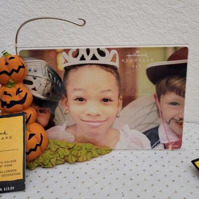 Lot 46: Assorted Hallmark Halloween Collectibles 