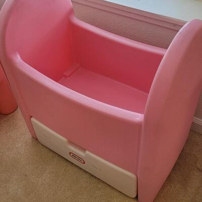 Lot 53: Vintage LITTLE TIKES Doll Carriage