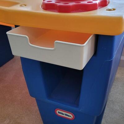 Lot 54: Vintage LITTLE TIKES Drafting Table with Chair - Lights Both Work - â˜† Lamp Base is Damaged