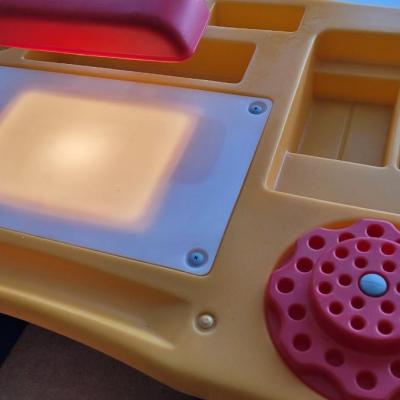 Lot 54: Vintage LITTLE TIKES Drafting Table with Chair - Lights Both Work - â˜† Lamp Base is Damaged