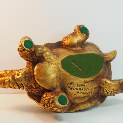 Lot 95 Progressive Art 1966 Gold and Green turtle