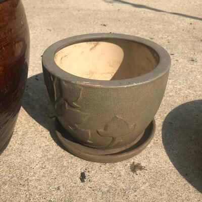 Lot 43 O:   Garden Pots