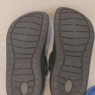 Lot 81: (3) Pairs of Crocs Size 8/9