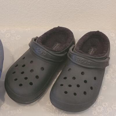 Lot 81: (3) Pairs of Crocs Size 8/9