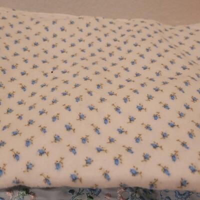 Lot 99: Mixed Cotton & Flannel Fabric (Most 2 yards or more) 