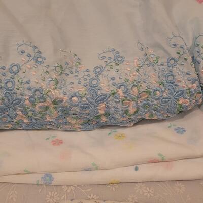 Lot 99: Mixed Cotton & Flannel Fabric (Most 2 yards or more) 